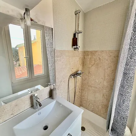 Appartement L'endroit Ideal A 30m De La Basilique Au Coeur De